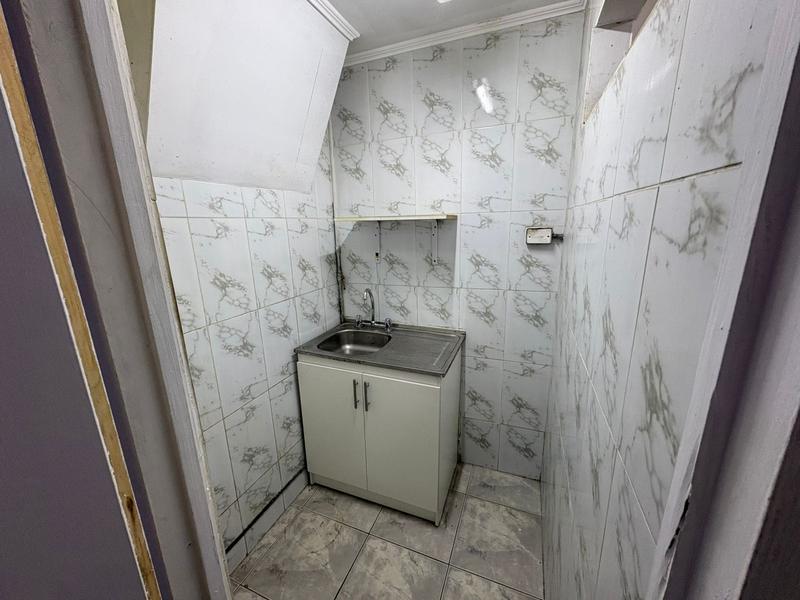 Local comercial de 250 m² en planta libre, calle San Martín, Iquique — imagen 12 de 12